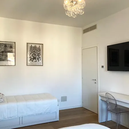 Bilocale Moderno - Lorenteggio 145